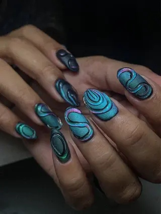 ネイル Isinha Nailsのネイルデザイン