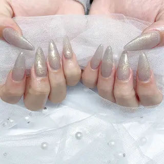 ネイル misaki 🩰‎🤍🎀のネイルデザイン