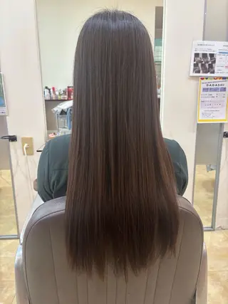 ロング 尾崎 優花のヘアスタイル