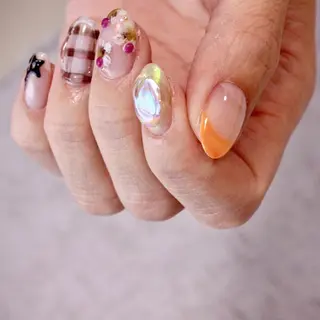 ネイル Elio所属・Elio 国泰寺のネイルデザイン