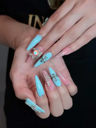 ネイル Julli NailStudioのネイルデザイン