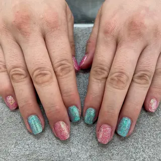 ネイル MAXKELLY Meiのネイルデザイン