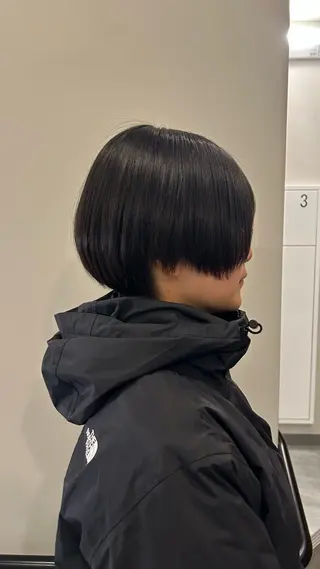 ショート momoka 💛ショートカットのヘアスタイル