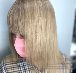 ミディアム ミルクティー量産💙 💙ブリーチ特化💙のヘアスタイル