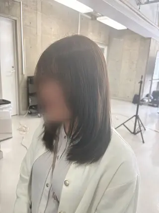 セミロング カラー 堀 愛翔のヘアスタイル