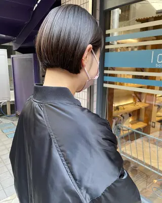 ショート カラー あずまぐち めぐみのヘアスタイル