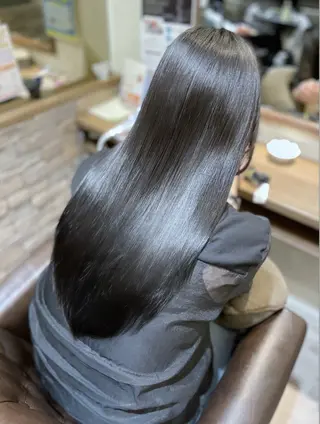 ロング 大嶋 煌のヘアスタイル