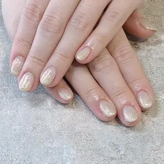 ネイル LUANA 〜Eyelash&Nail〜所属・長崎 真帆のネイルデザイン