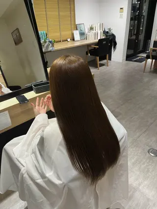 ロング カラー 鈴木 ほのかのヘアスタイル