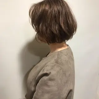 ショート カラー 柳原 実央のヘアスタイル