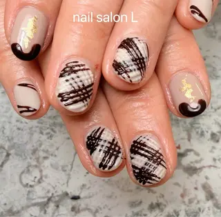 ネイル 吉川市 ネイルサロンLのネイルデザイン