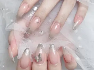 ネイル 𝐲𝐮𝐦𝐢🎀 長さ出しデザイン専門のネイルデザイン