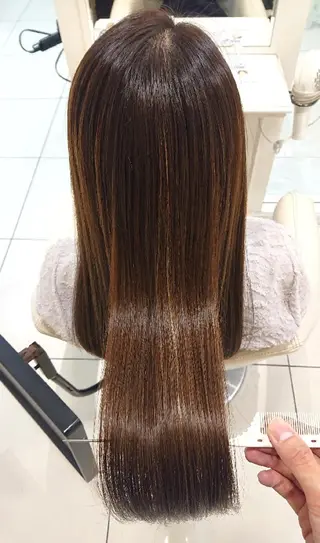 ロング 高橋 佑のヘアスタイル