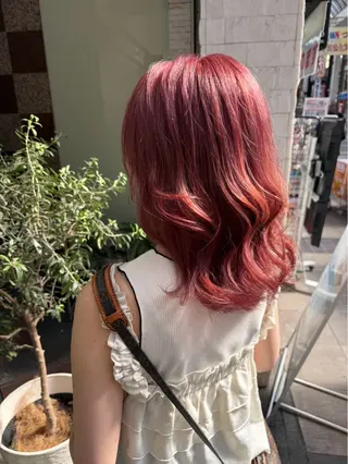 カラー EARTH 稲田 鈴菜のヘアスタイル