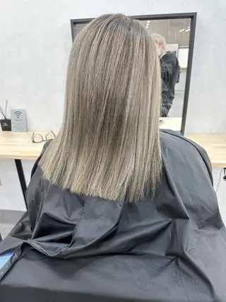 セミロング ヘアアレンジ カラー 💎lino _by _ACNE💎 🧸のヘアスタイル
