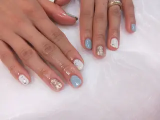 ネイル はばすみれ🎀ﾈｲﾙ 光ﾌｪｲｼｬﾙ ﾍｱのネイルデザイン
