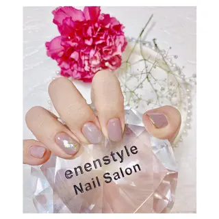 ショート ネイル 👑enen style👑のネイルデザイン