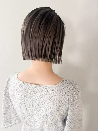 ショート カラー ヘアアレンジ ミニボブ/ブリーチ 🌈MISATOのヘアスタイル