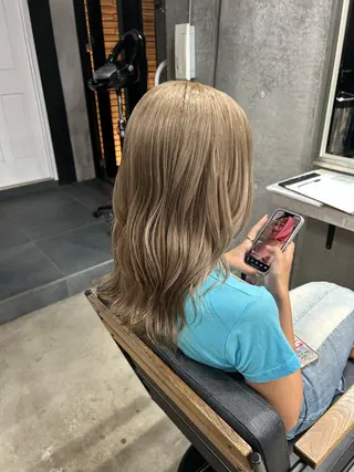 カラー 🫧ハイライトモデル 募集🫧溝口結麻のヘアスタイル