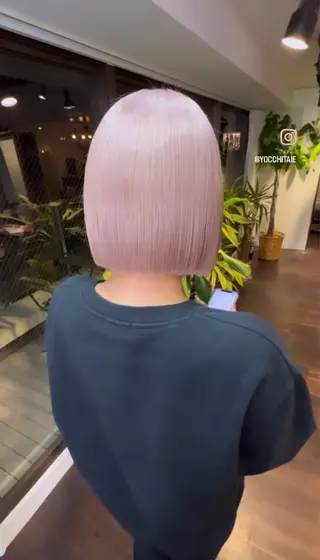 ショート カラー 🧡梅田ハイトーン カラー🧡runaのヘアスタイル