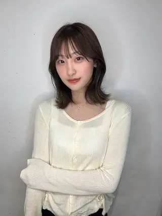 ミディアム 韓国風ヘア さらのヘアスタイル
