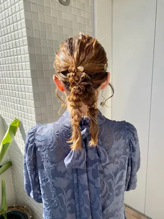 ヘアアレンジ 透けるベージュ/ 艶カラー♡のヘアスタイル