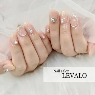 ネイル Nail salon LEVALOレヴァロのネイルデザイン