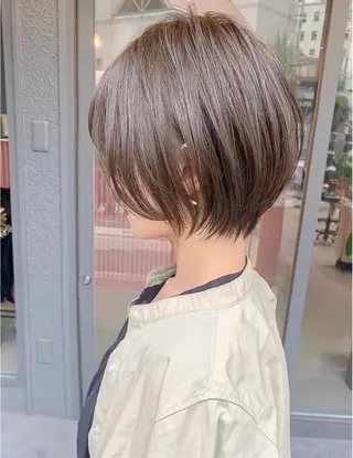 ショート カラー urara/ショート /透明感カラーのヘアスタイル