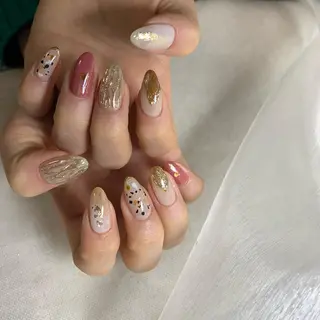 ネイル 里見 麗のネイルデザイン