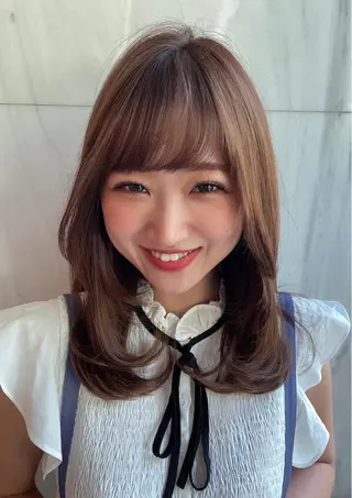 セミロング カラー 木屋元一/透明感 /前髪/ショートボブのヘアスタイル