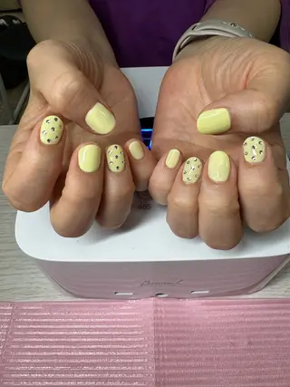 ネイル VENUSBELT 杏のネイルデザイン