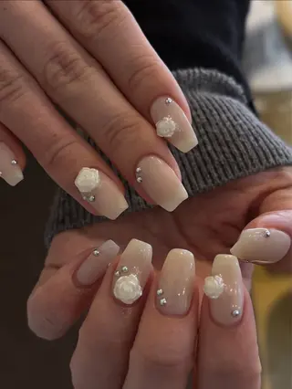 ネイル EmaNail肥後橋店所属・EmaNail 肥後橋店🤍YURIのネイルデザイン