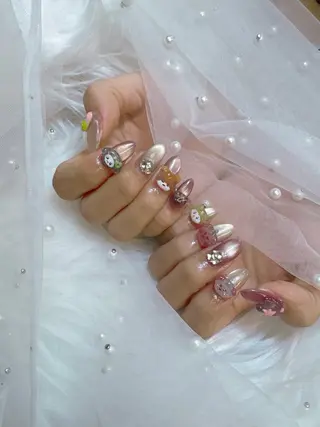 ネイル Queeens nailのネイルデザイン