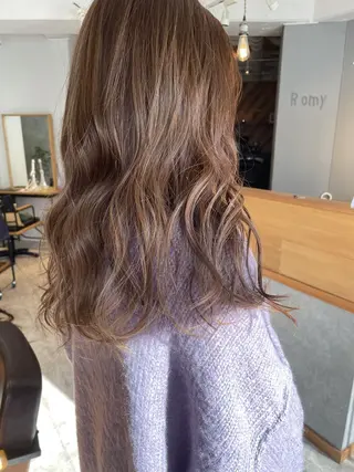 ロング カラー 東 みのりのヘアスタイル