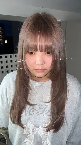 ロング カラー ハイトーン/ゆるふわ 🧚𖥔ׁTOMO♡のヘアスタイル
