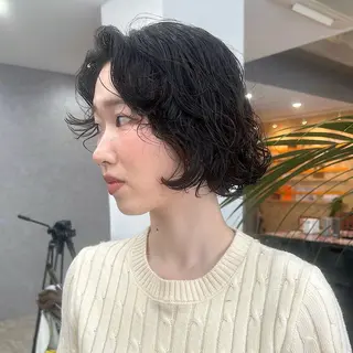 ショート パーマ ブリーチモデル yumekaのヘアスタイル