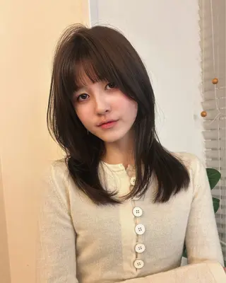 ミディアム nina🤎/ 似合わせカットのヘアスタイル