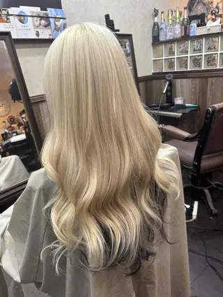 ロング D-aimer- ディーエメのヘアスタイル