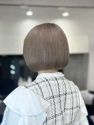 ショート カラー 【elyts】 COCOROのヘアスタイル