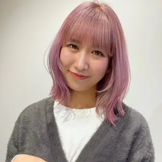 ミディアム 加藤 のあのヘアスタイル