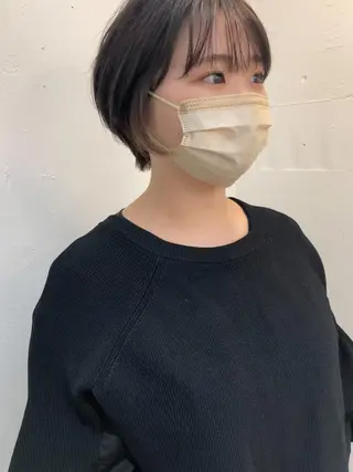 ショート ブリーチカラー🎀 韓国風/寺門美優のヘアスタイル