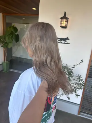 カラー まつやま さおりのヘアスタイル