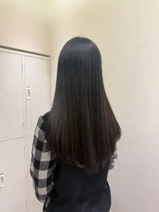 ロング RosierBlue 工藤のヘアスタイル