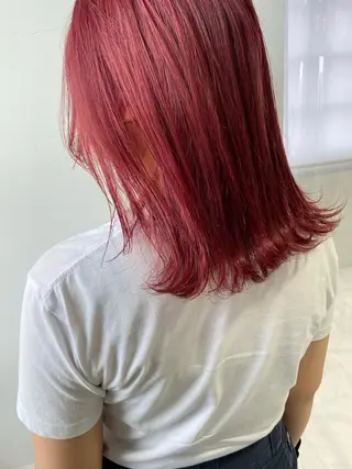 カラー 遠藤 愛莉のヘアスタイル