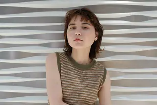 セミロング カラー ハイトーンヘア/ 島崎　タクミのヘアスタイル