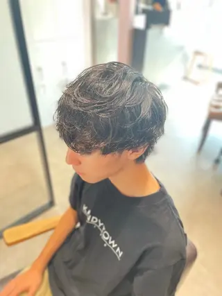 パーマ メンズ 山本 純平のヘアスタイル