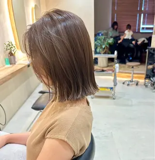 ミディアム Hug👩🏼‍🦱 警固HIBIOのヘアスタイル