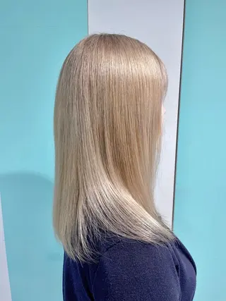 セミロング 原 千景のヘアスタイル