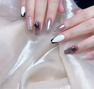 ネイル 🎀Ｍ nails✨ ビューティーのネイルデザイン