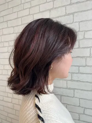 ショート カラー アートディレクター 尾内 友美のヘアスタイル